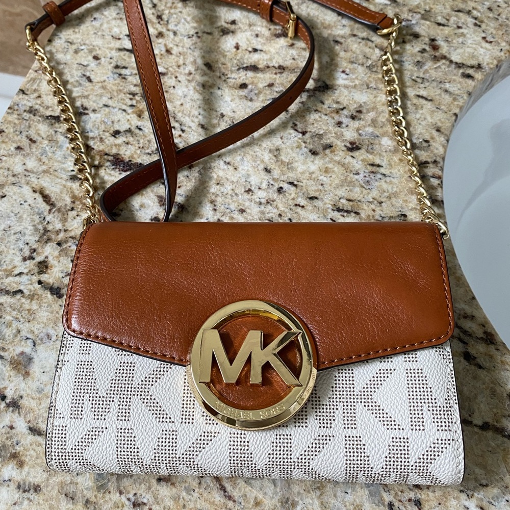 Michael Kors Crossbody Bag